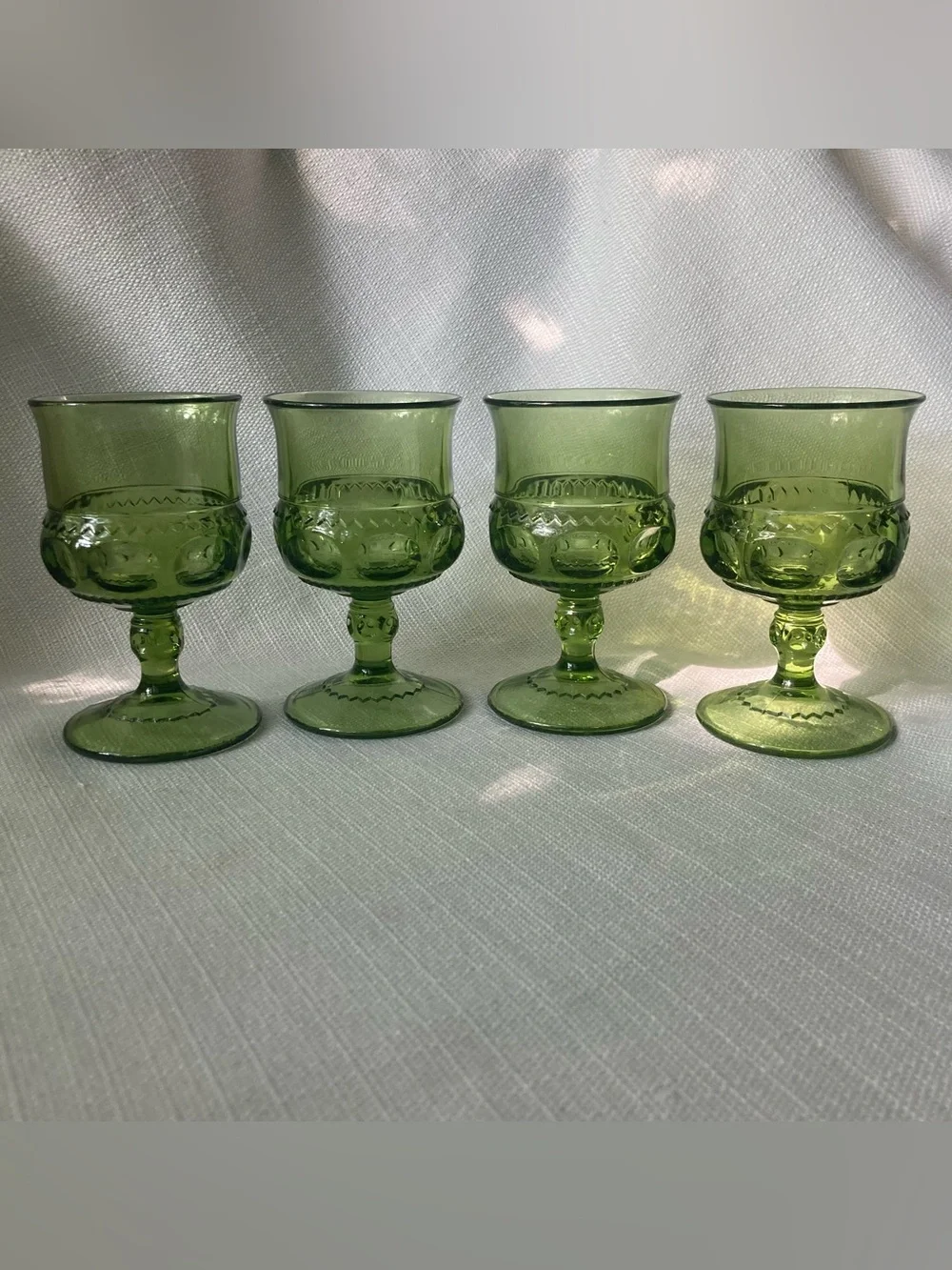 Set of 4 Vintage Indiana Glass King's Crown Green Thumbprint Design Goblets!